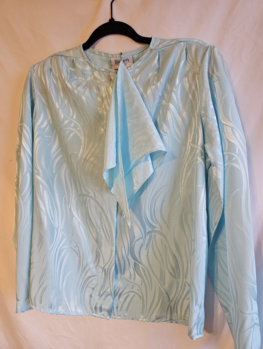 Blue vintage 70s blouse with drapey collar and long sleeves. Size M